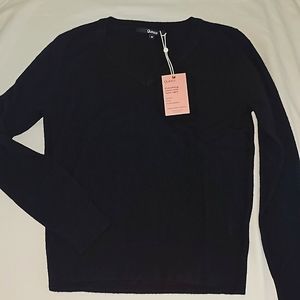 Quince Women’s Black Mongolian Cashmere V-Neck Sweater sz M NWT Long Sleeve Soft